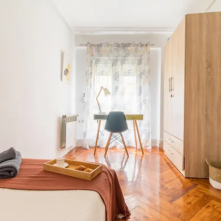 Moderno En Pleno Centro Сантандер