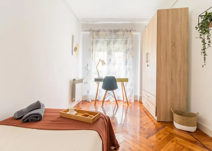 Moderno En Pleno Centro Сантандер